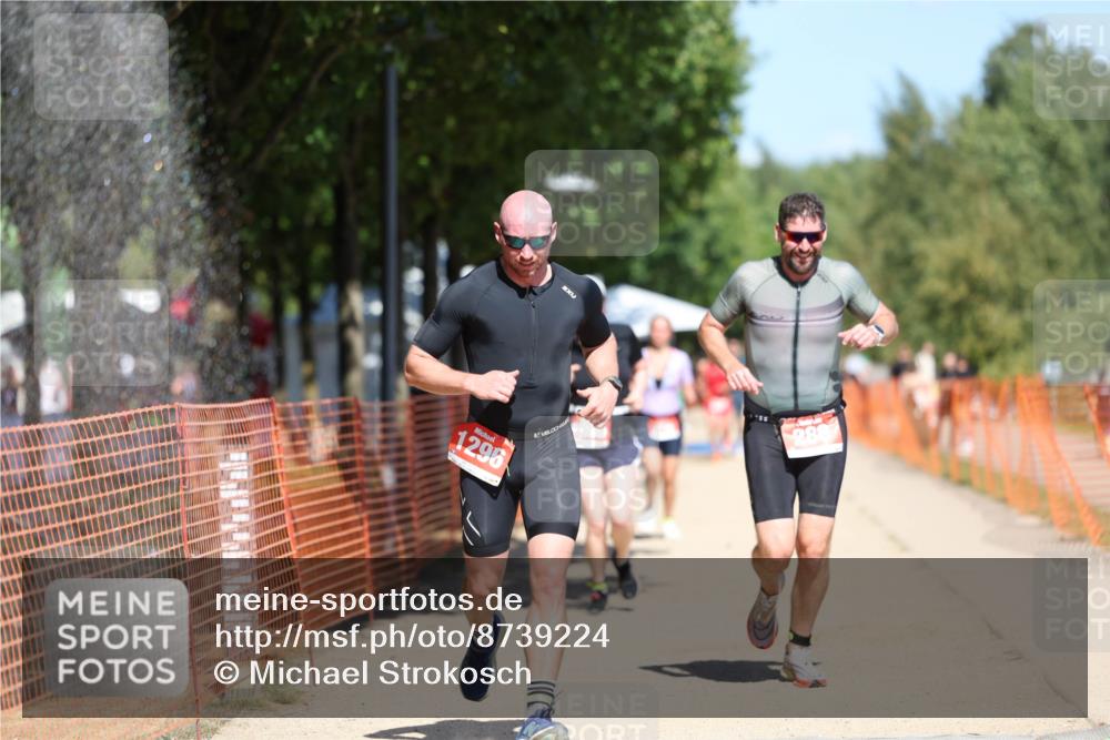 07.09.2025 - 19. Norderstedt Triathlon Michael Strokosch http://msf.ph/oto/8739224 07.09.2025 13:05:56 Laufen 288, 293, 1260, 1296 meine-sportfotos.de