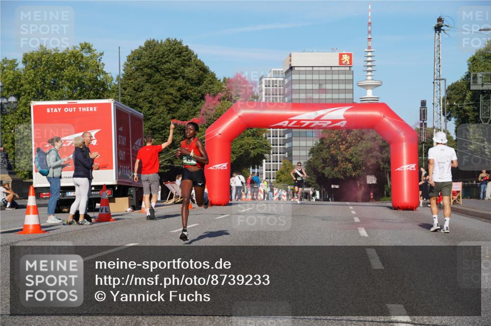 07.09.2025 - BARMER Alsterlauf Yannick Fuchs http://msf.ph/oto/8739233 07.09.2025 09:26:03 Laufen  meine-sportfotos.de