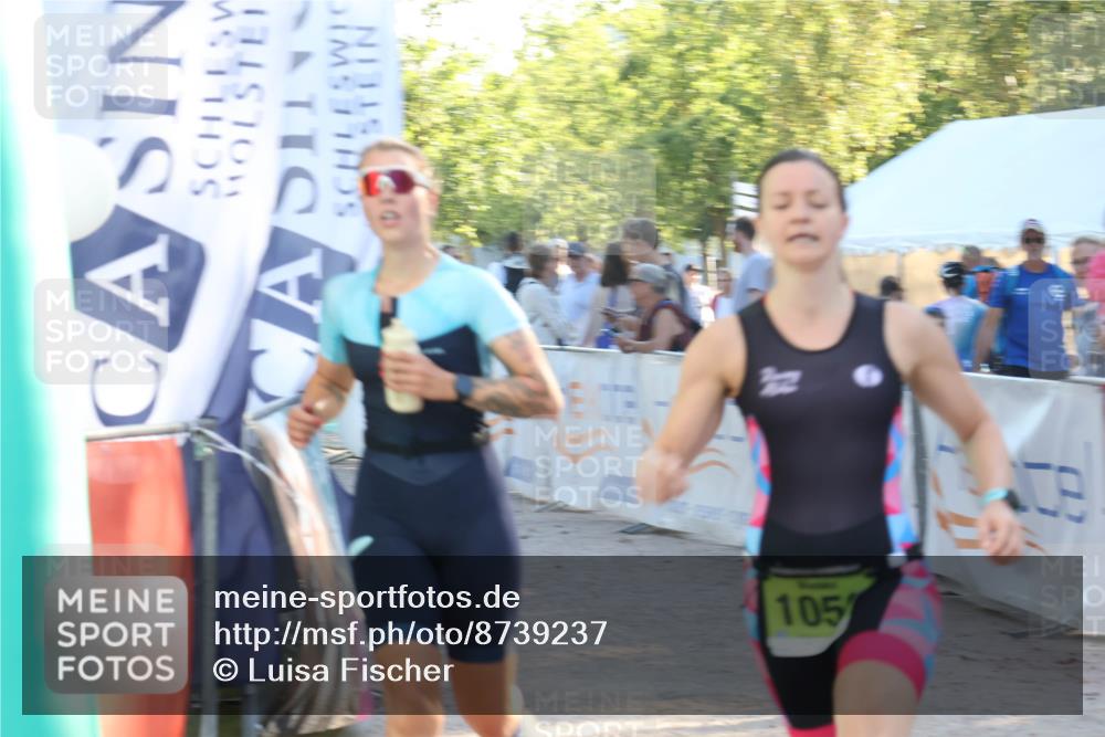 07.09.2025 - 19. Norderstedt Triathlon Luisa Fischer http://msf.ph/oto/8739237 07.09.2025 16:50:10 Ziel 1058, 1096, 1607 meine-sportfotos.de