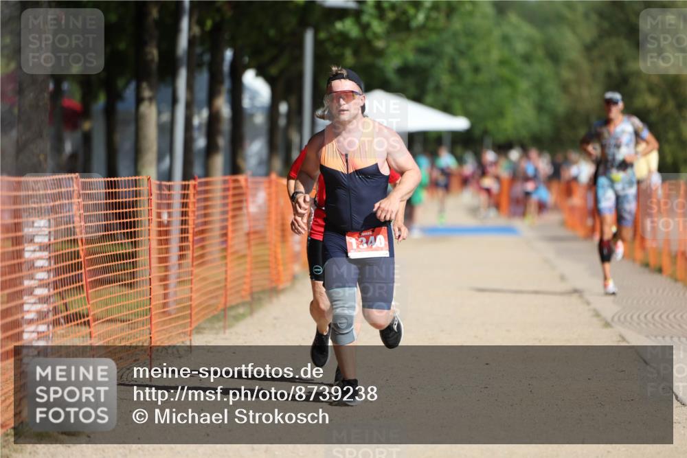 07.09.2025 - 19. Norderstedt Triathlon Michael Strokosch http://msf.ph/oto/8739238 07.09.2025 11:50:55 Laufen 787, 1229, 1340 meine-sportfotos.de