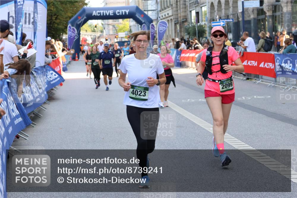 07.09.2025 - BARMER Alsterlauf Strokosch-Dieckow http://msf.ph/oto/8739241 07.09.2025 10:18:53 Ziel 2024, 2189, 2725, 3291, 3292, 3399, 3400, 3581, 3882, 4060, 4207, 4284, 4390, 4410, 4438, 4459, 5622, 5706, 5712 meine-sportfotos.de