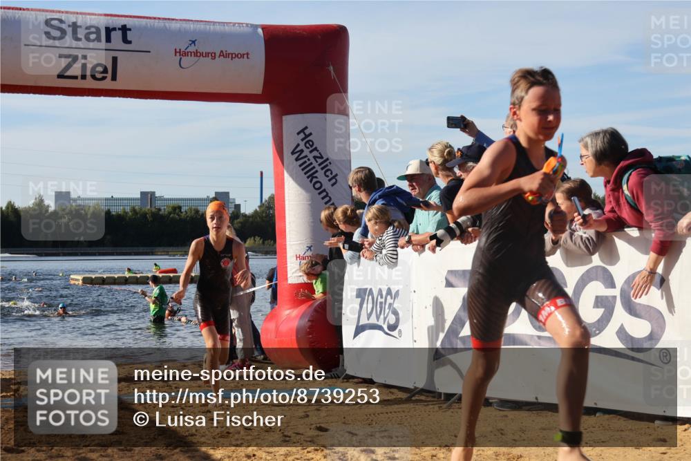07.09.2025 - 19. Norderstedt Triathlon Luisa Fischer http://msf.ph/oto/8739253 07.09.2025 09:29:12 Schwimmen 586, 594, 600 meine-sportfotos.de
