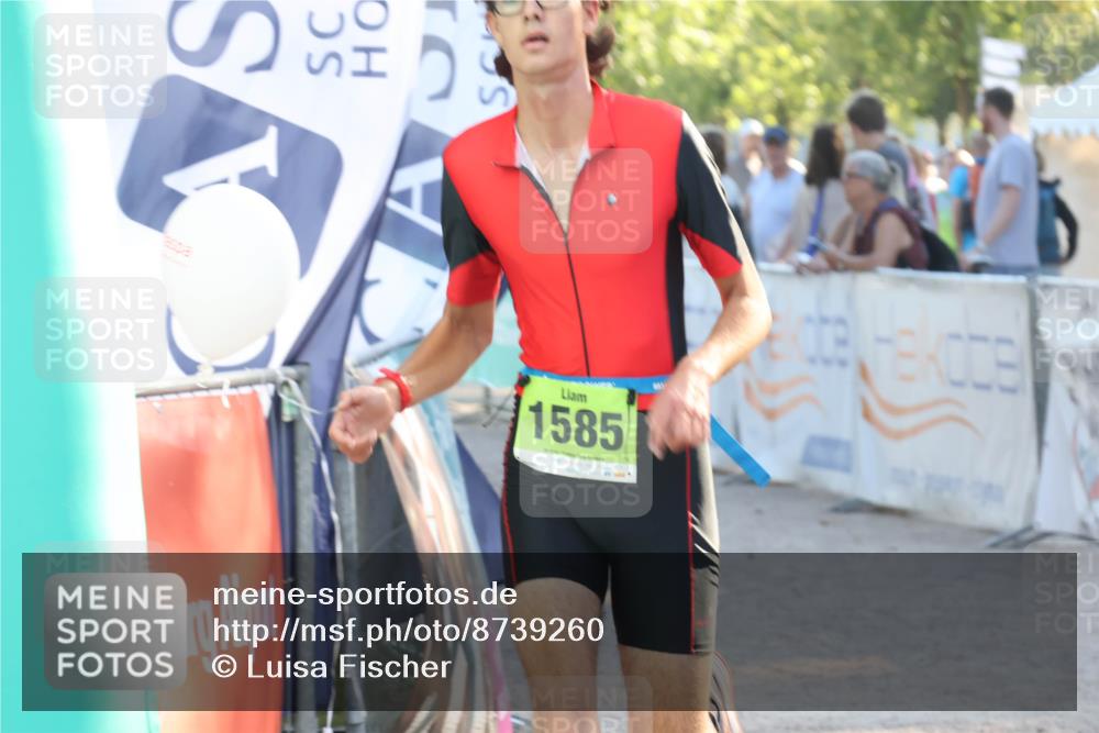 07.09.2025 - 19. Norderstedt Triathlon Luisa Fischer http://msf.ph/oto/8739260 07.09.2025 16:50:17 Ziel 1585, 1607 meine-sportfotos.de