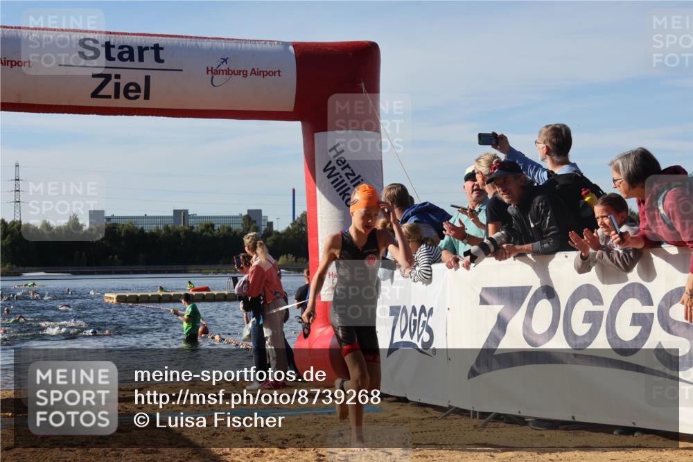 07.09.2025 - 19. Norderstedt Triathlon Luisa Fischer http://msf.ph/oto/8739268 07.09.2025 09:29:13 Schwimmen 586, 594, 600 meine-sportfotos.de