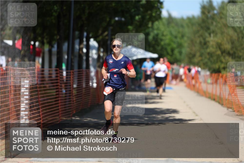07.09.2025 - 19. Norderstedt Triathlon Michael Strokosch http://msf.ph/oto/8739279 07.09.2025 13:47:56 Laufen 799 meine-sportfotos.de