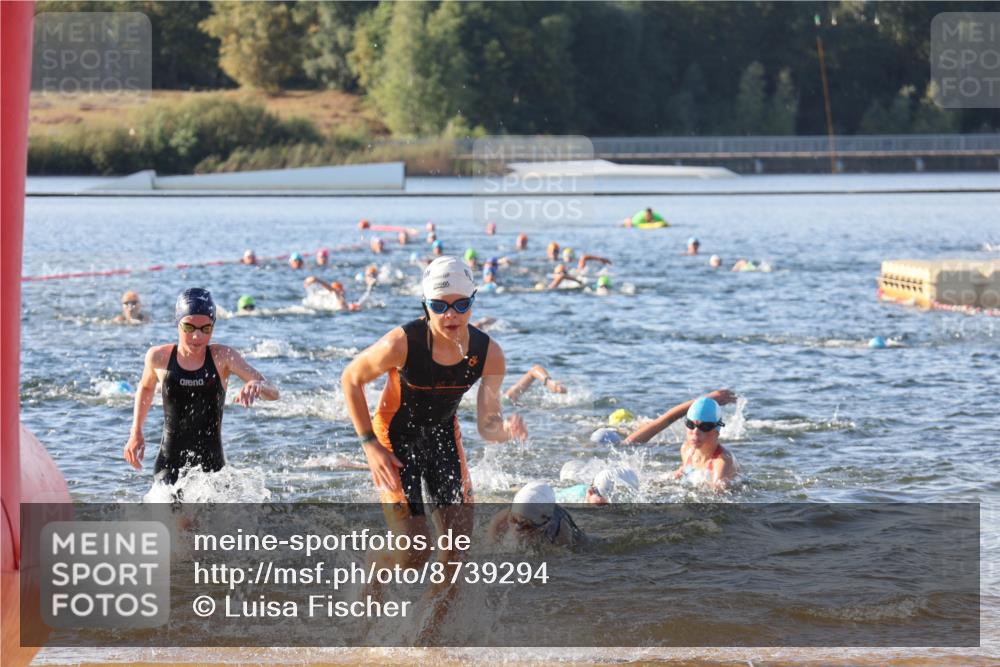 07.09.2025 - 19. Norderstedt Triathlon Luisa Fischer http://msf.ph/oto/8739294 07.09.2025 09:29:18 Schwimmen 562, 570, 586, 594, 600, 604, 613 meine-sportfotos.de
