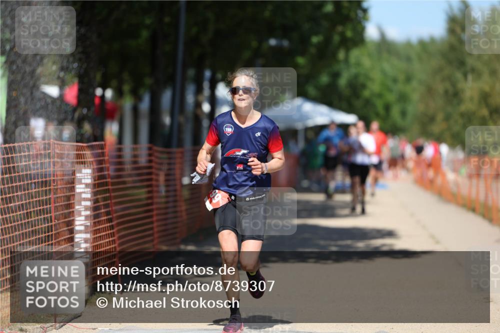 07.09.2025 - 19. Norderstedt Triathlon Michael Strokosch http://msf.ph/oto/8739307 07.09.2025 13:47:57 Laufen 799 meine-sportfotos.de
