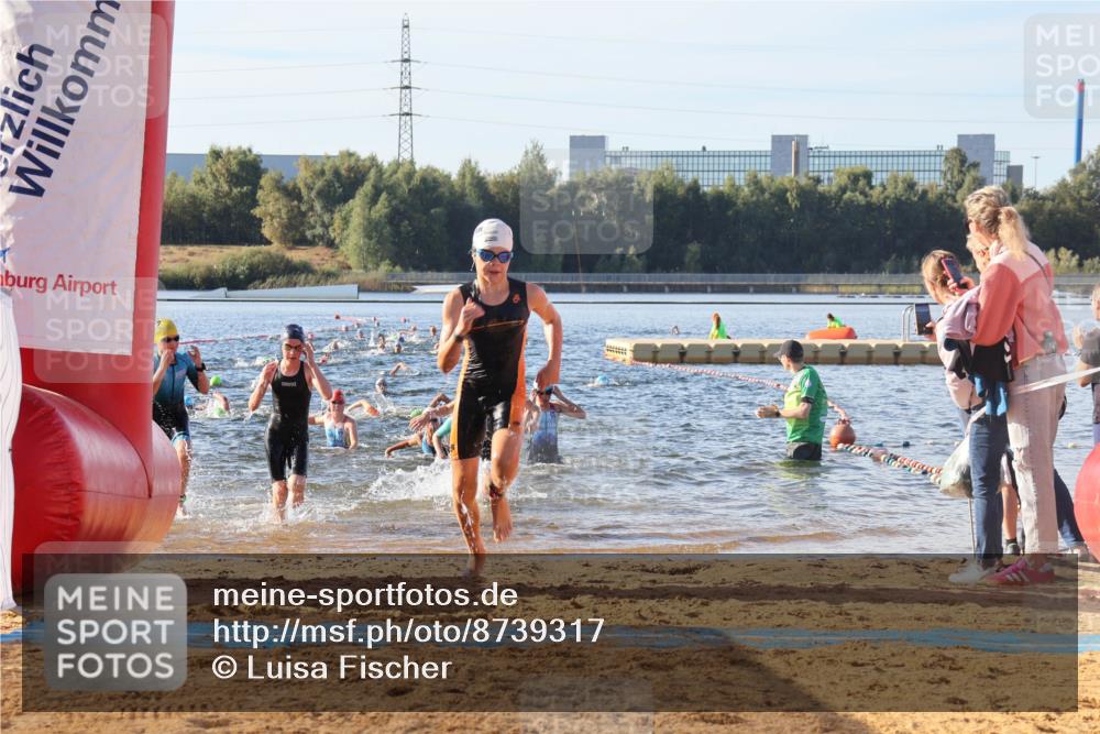 07.09.2025 - 19. Norderstedt Triathlon Luisa Fischer http://msf.ph/oto/8739317 07.09.2025 09:29:20 Schwimmen 562, 570, 586, 594, 600, 604, 613 meine-sportfotos.de