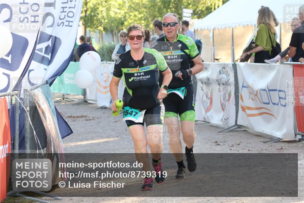 07.09.2025 - 19. Norderstedt Triathlon Luisa Fischer http://msf.ph/oto/8739319 07.09.2025 16:50:44 Ziel 1524, 1547 meine-sportfotos.de
