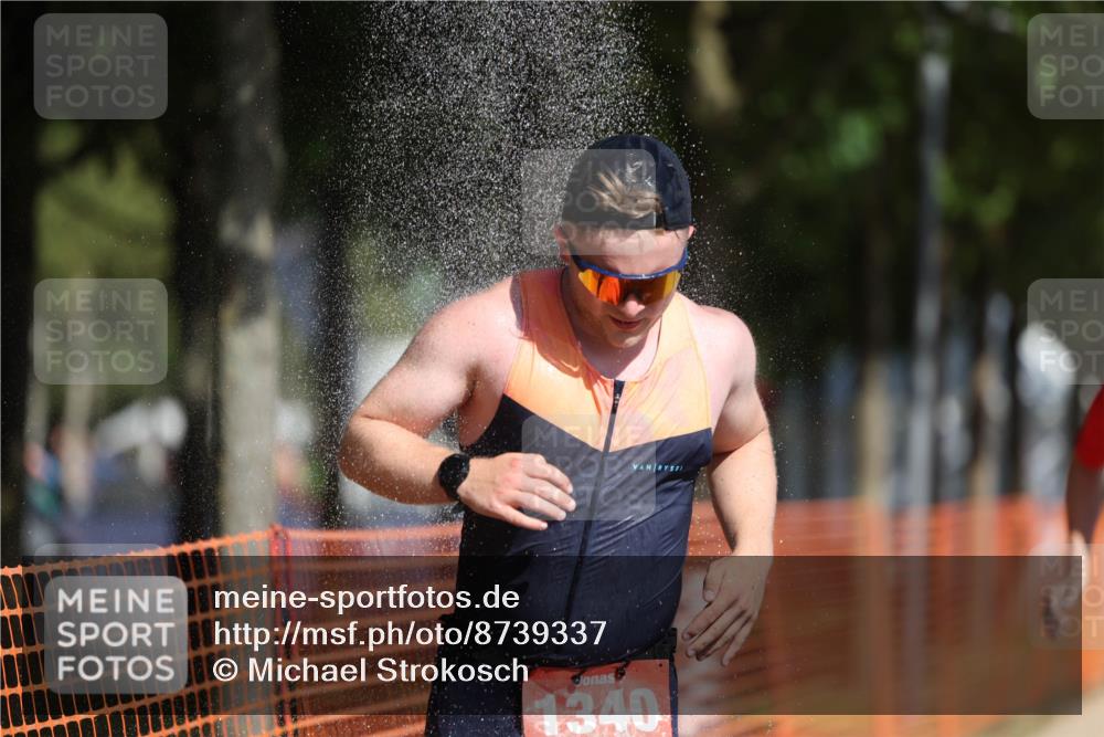 07.09.2025 - 19. Norderstedt Triathlon Michael Strokosch http://msf.ph/oto/8739337 07.09.2025 11:50:58 Laufen 787, 1229, 1340 meine-sportfotos.de