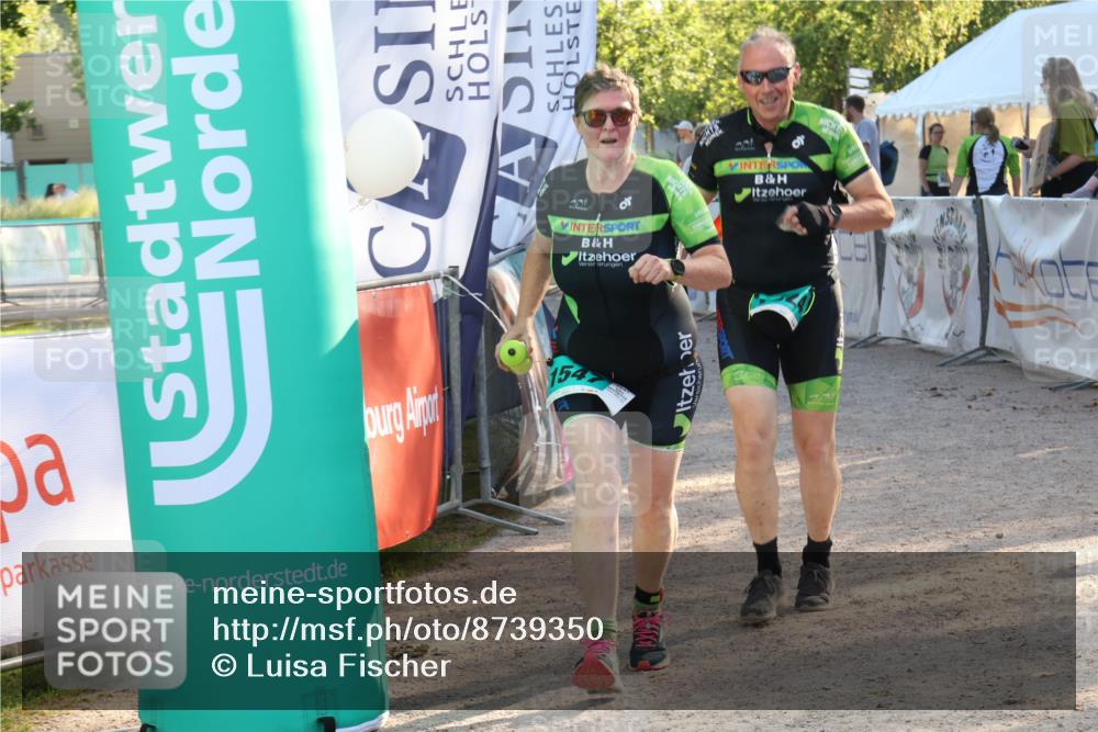 07.09.2025 - 19. Norderstedt Triathlon Luisa Fischer http://msf.ph/oto/8739350 07.09.2025 16:50:46 Ziel 1524, 1547 meine-sportfotos.de