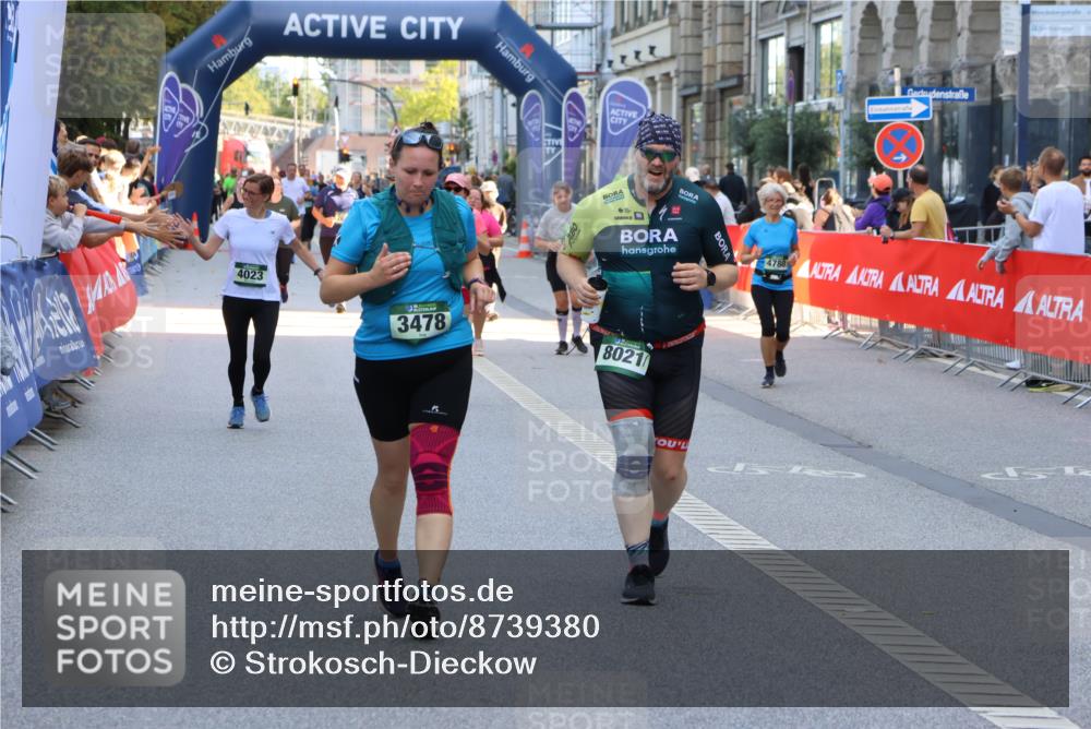 07.09.2025 - BARMER Alsterlauf Strokosch-Dieckow http://msf.ph/oto/8739380 07.09.2025 10:18:46 Ziel 2189, 2219, 2587, 2725, 3186, 3291, 3292, 3848, 3849, 3882, 4207, 4284, 4390, 4410, 4438, 4459, 5622, 5706, 6055 meine-sportfotos.de