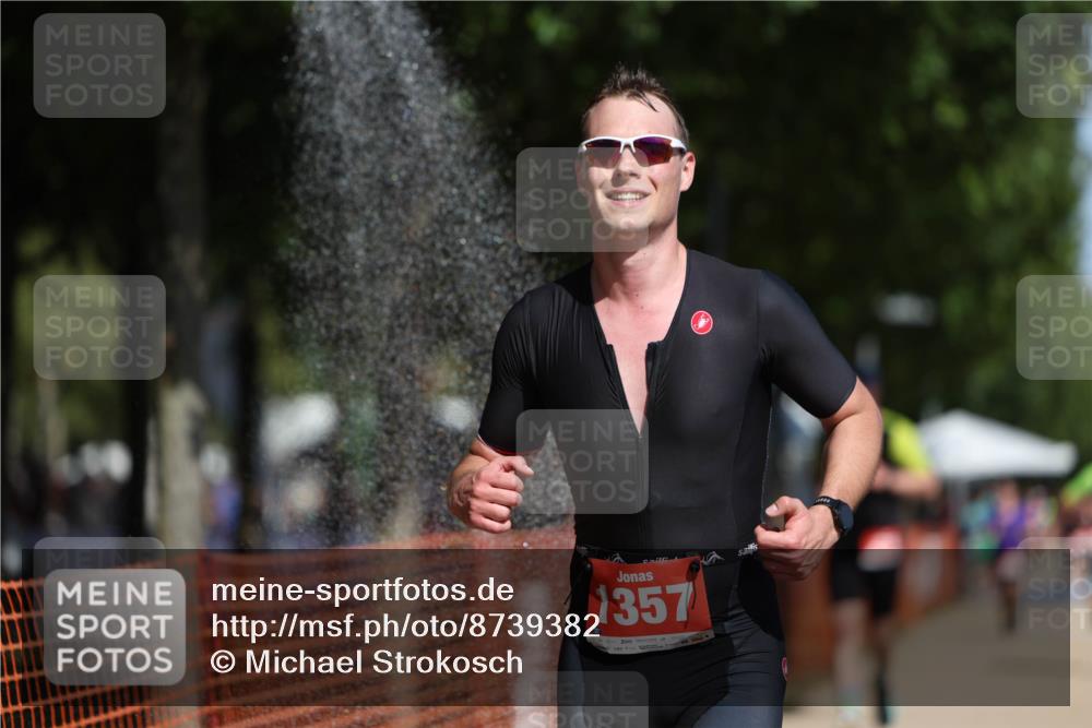 07.09.2025 - 19. Norderstedt Triathlon Michael Strokosch http://msf.ph/oto/8739382 07.09.2025 12:30:00 Laufen 261, 279, 1357 meine-sportfotos.de