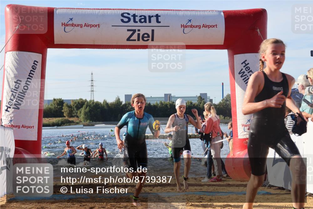 07.09.2025 - 19. Norderstedt Triathlon Luisa Fischer http://msf.ph/oto/8739387 07.09.2025 09:29:24 Schwimmen 554, 562, 567, 570, 586, 588, 591, 604, 606, 613 meine-sportfotos.de