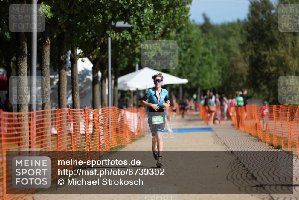 07.09.2025 - 19. Norderstedt Triathlon Michael Strokosch http://msf.ph/oto/8739392 07.09.2025 10:55:04 Laufen 78, 685 meine-sportfotos.de