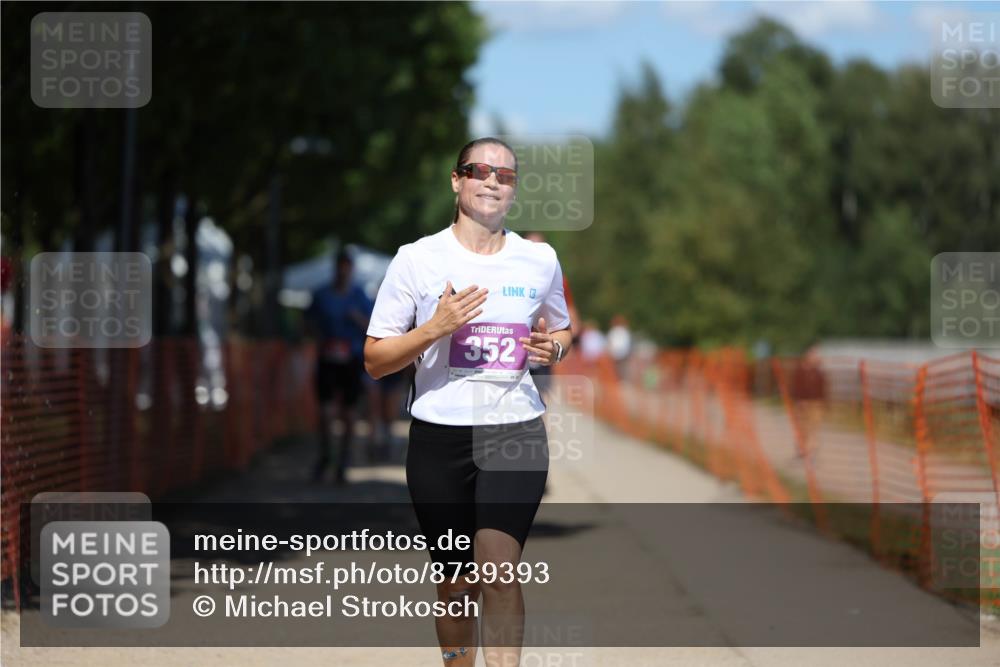 07.09.2025 - 19. Norderstedt Triathlon Michael Strokosch http://msf.ph/oto/8739393 07.09.2025 13:48:05 Laufen 316, 352 meine-sportfotos.de