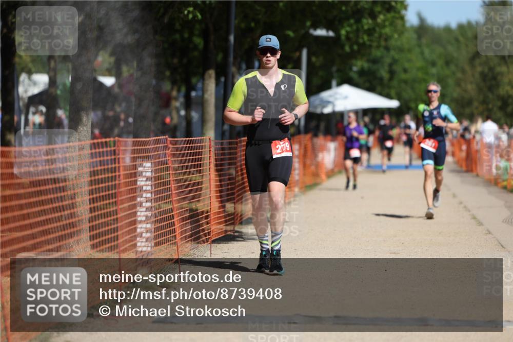 07.09.2025 - 19. Norderstedt Triathlon Michael Strokosch http://msf.ph/oto/8739408 07.09.2025 12:30:02 Laufen 261, 279, 1357 meine-sportfotos.de