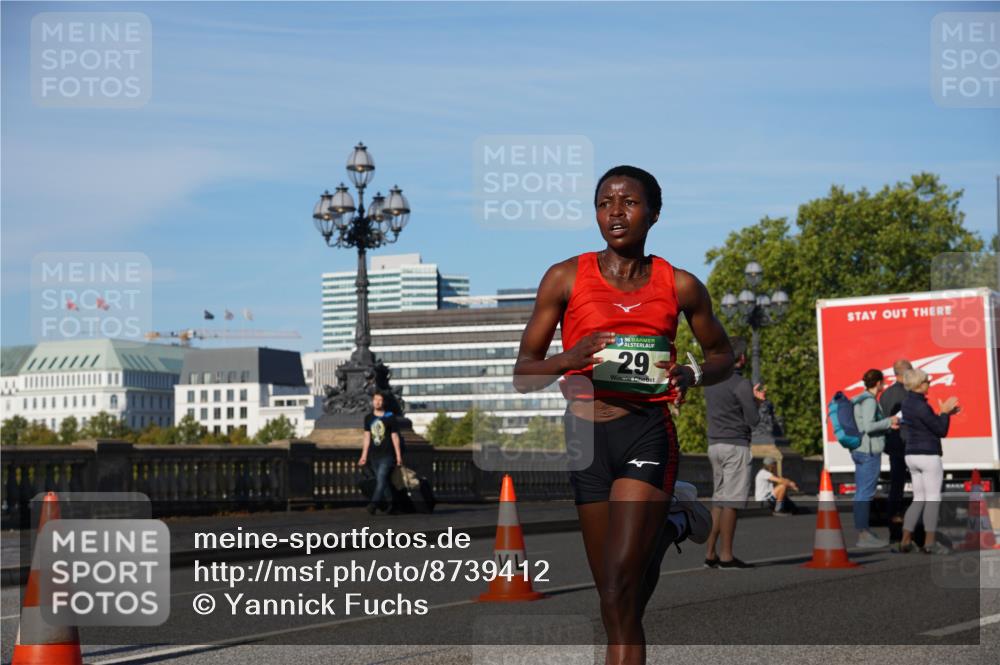 07.09.2025 - BARMER Alsterlauf Yannick Fuchs http://msf.ph/oto/8739412 07.09.2025 09:26:05 Laufen 36, 29 meine-sportfotos.de