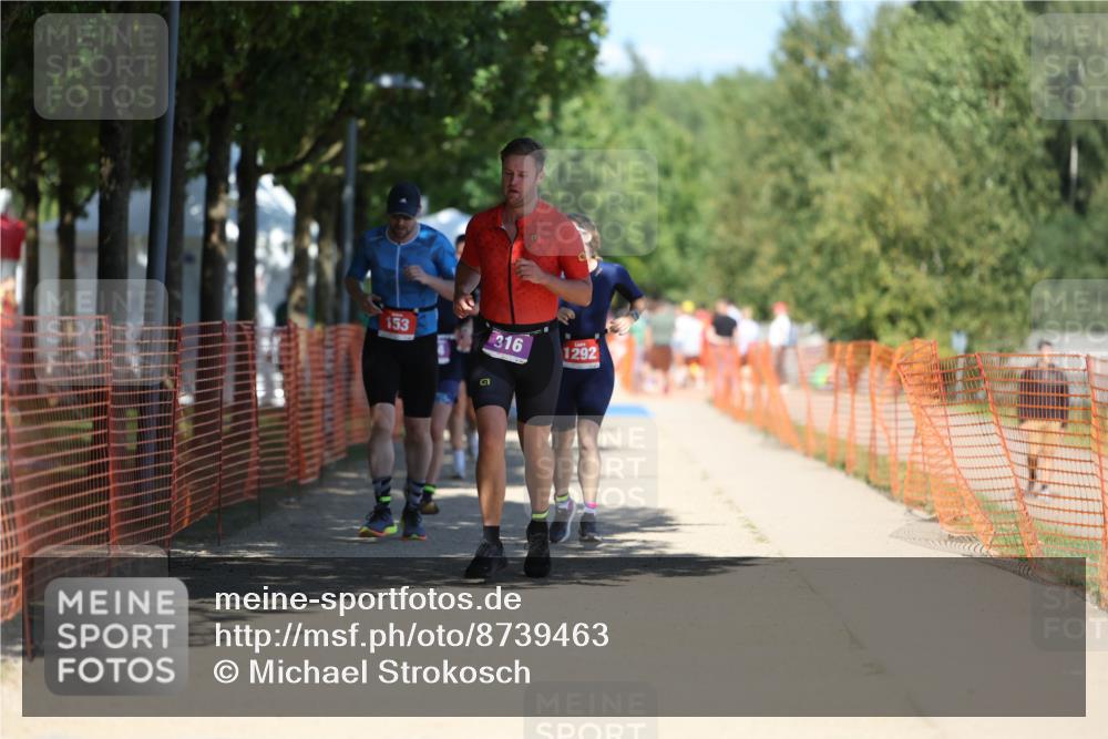 07.09.2025 - 19. Norderstedt Triathlon Michael Strokosch http://msf.ph/oto/8739463 07.09.2025 13:48:08 Laufen 153, 316, 334, 352, 1292 meine-sportfotos.de