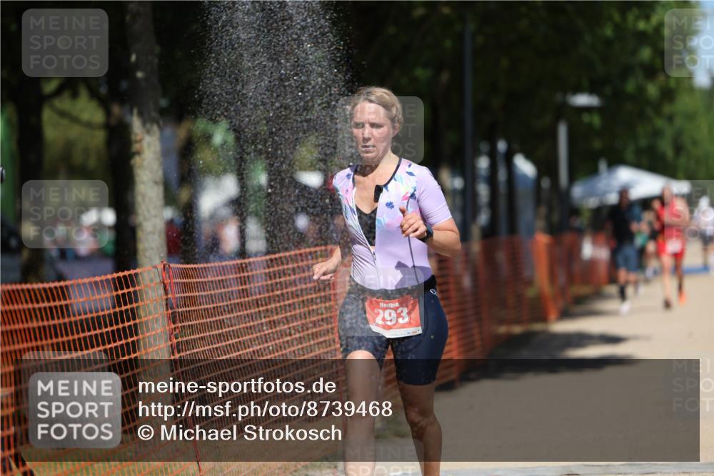 07.09.2025 - 19. Norderstedt Triathlon Michael Strokosch http://msf.ph/oto/8739468 07.09.2025 13:06:03 Laufen 293, 811, 1216, 1260 meine-sportfotos.de