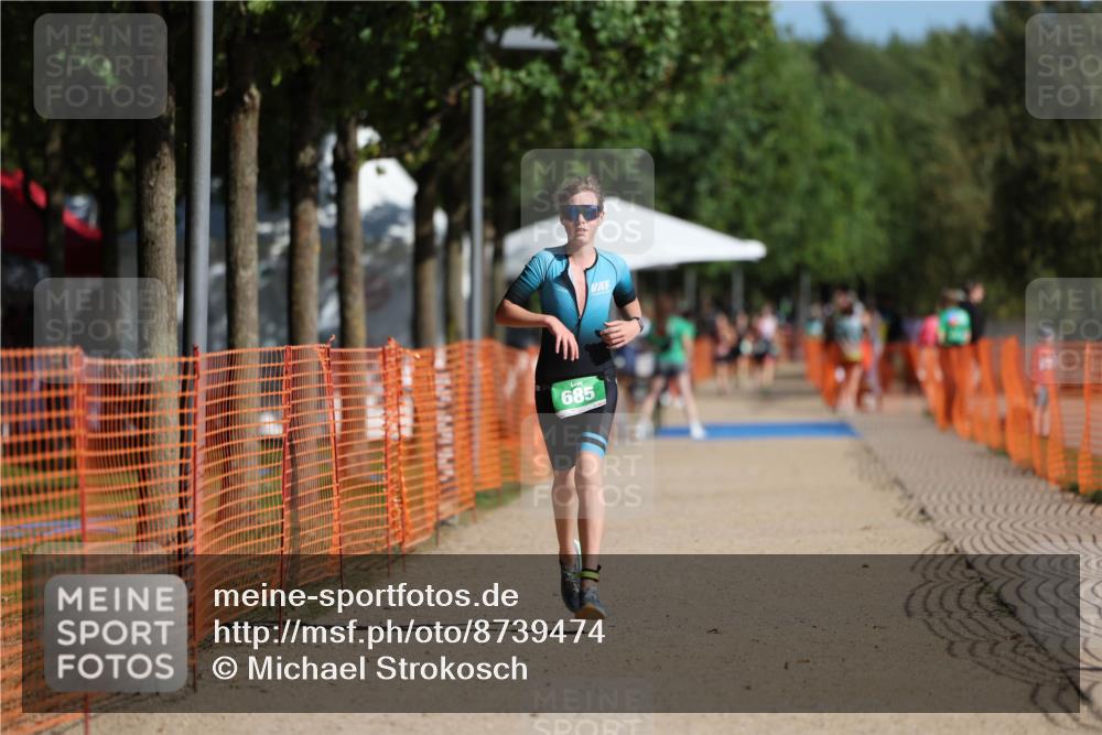 07.09.2025 - 19. Norderstedt Triathlon Michael Strokosch http://msf.ph/oto/8739474 07.09.2025 10:55:06 Laufen 685 meine-sportfotos.de