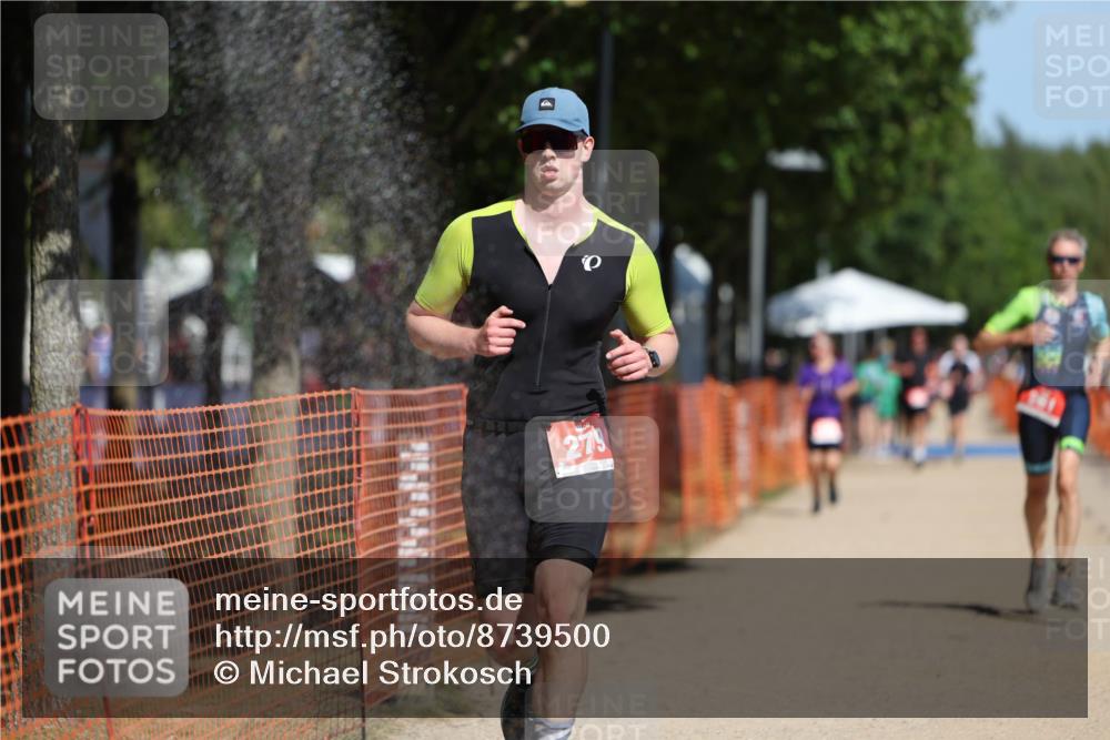 07.09.2025 - 19. Norderstedt Triathlon Michael Strokosch http://msf.ph/oto/8739500 07.09.2025 12:30:04 Laufen 261, 279 meine-sportfotos.de