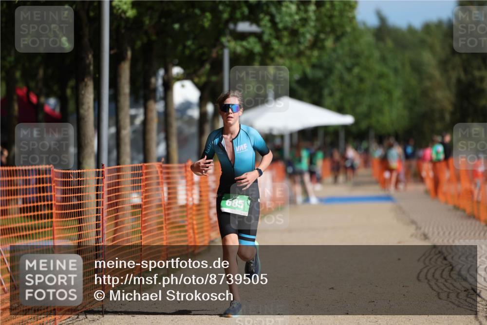 07.09.2025 - 19. Norderstedt Triathlon Michael Strokosch http://msf.ph/oto/8739505 07.09.2025 10:55:07 Laufen 685 meine-sportfotos.de