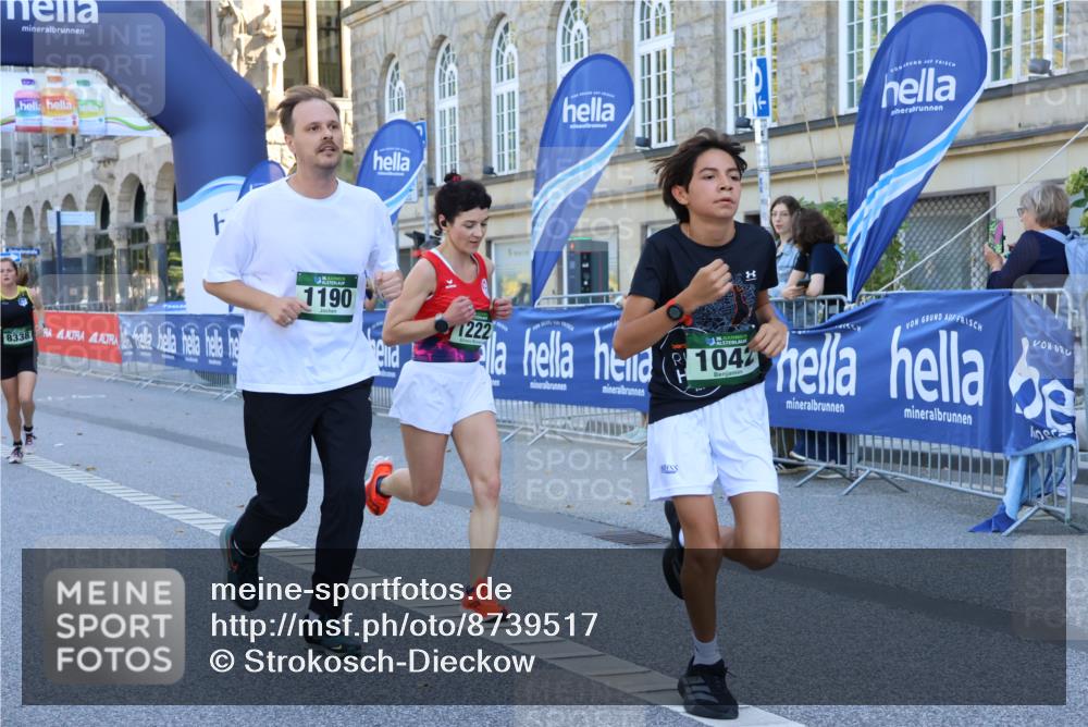 07.09.2025 - BARMER Alsterlauf Strokosch-Dieckow http://msf.ph/oto/8739517 07.09.2025 11:42:53 Ziel 1123, 1126, 1127, 1158, 1164, 1243, 4055, 8324, 8464 meine-sportfotos.de