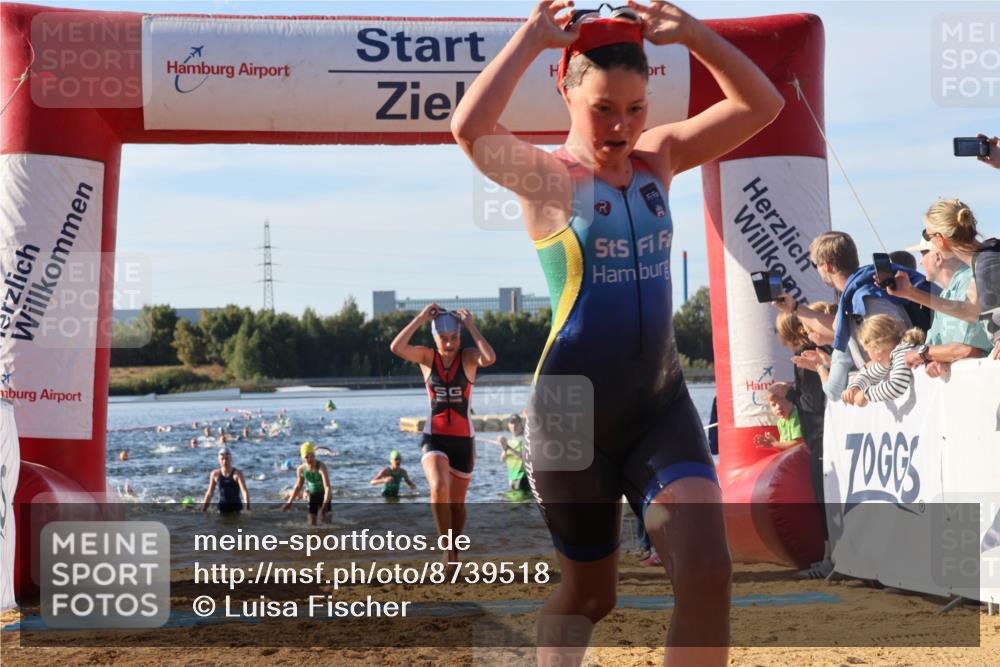 07.09.2025 - 19. Norderstedt Triathlon Luisa Fischer http://msf.ph/oto/8739518 07.09.2025 09:29:32 Schwimmen 554, 562, 563, 567, 570, 587, 588, 591, 604, 606, 613 meine-sportfotos.de