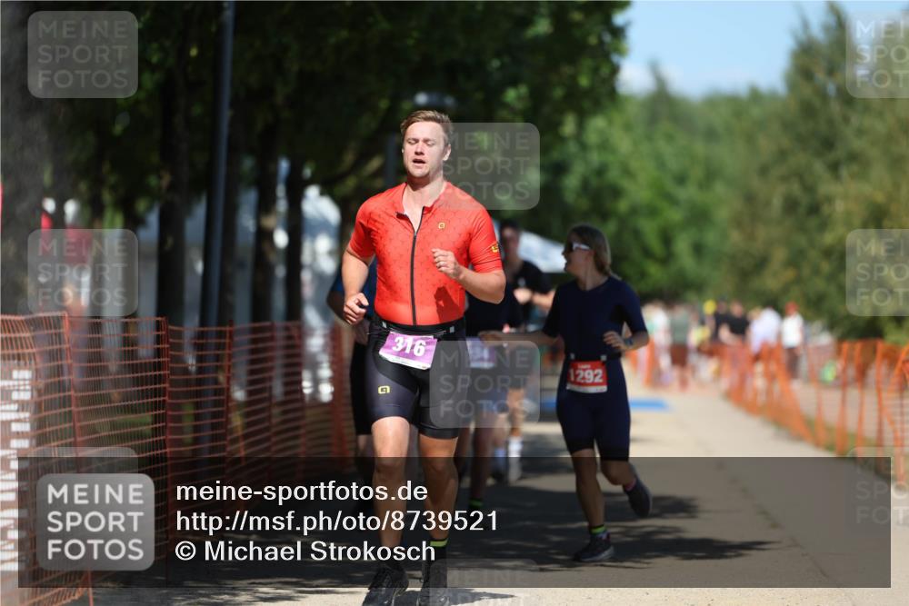 07.09.2025 - 19. Norderstedt Triathlon Michael Strokosch http://msf.ph/oto/8739521 07.09.2025 13:48:09 Laufen 153, 316, 334, 352, 1292, 1344 meine-sportfotos.de