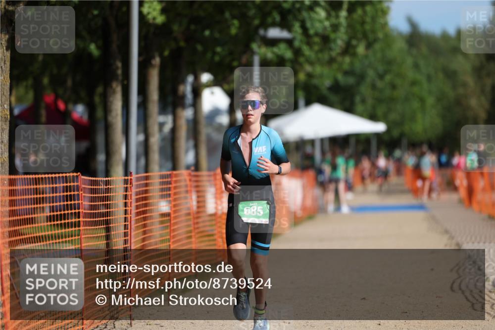 07.09.2025 - 19. Norderstedt Triathlon Michael Strokosch http://msf.ph/oto/8739524 07.09.2025 10:55:07 Laufen 685 meine-sportfotos.de
