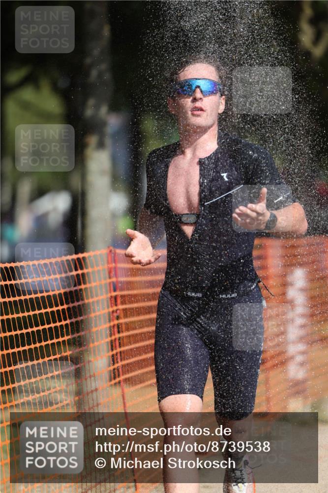 07.09.2025 - 19. Norderstedt Triathlon Michael Strokosch http://msf.ph/oto/8739538 07.09.2025 11:51:22 Laufen 152, 1198, 1207 meine-sportfotos.de