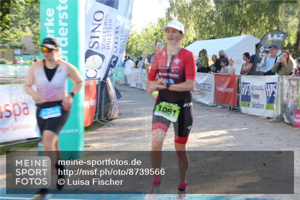 07.09.2025 - 19. Norderstedt Triathlon Luisa Fischer http://msf.ph/oto/8739566 07.09.2025 16:51:02 Ziel 416, 1061, 1424, 1559 meine-sportfotos.de