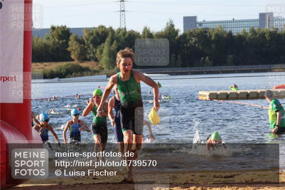 07.09.2025 - 19. Norderstedt Triathlon Luisa Fischer http://msf.ph/oto/8739570 07.09.2025 09:29:36 Schwimmen 554, 562, 563, 567, 572, 587, 588, 591, 595, 604, 606, 609, 618, 619, 629 meine-sportfotos.de