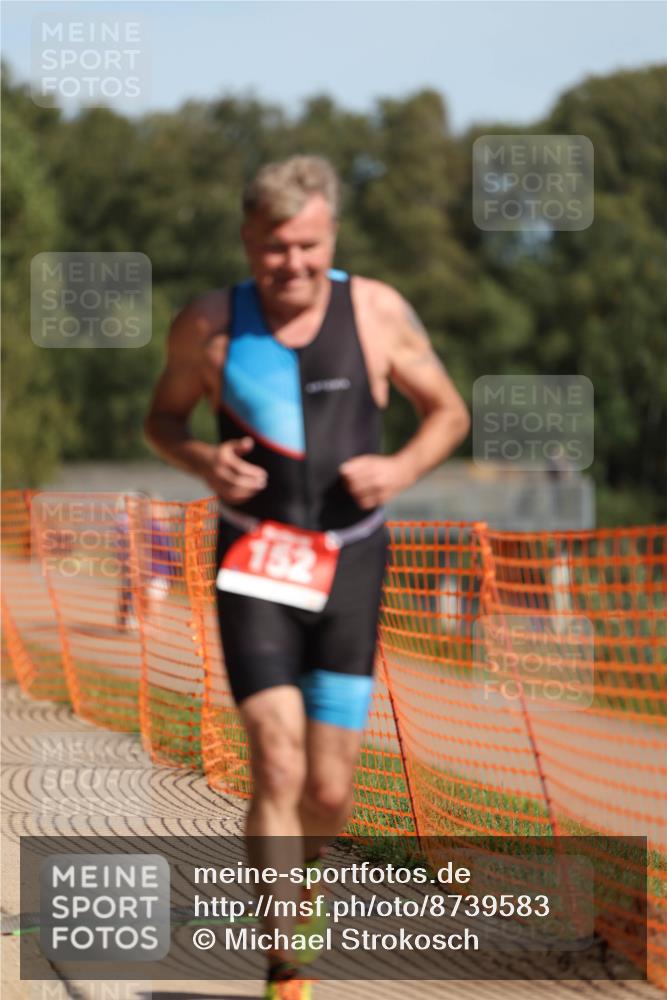 07.09.2025 - 19. Norderstedt Triathlon Michael Strokosch http://msf.ph/oto/8739583 07.09.2025 11:51:25 Laufen 152, 1198 meine-sportfotos.de