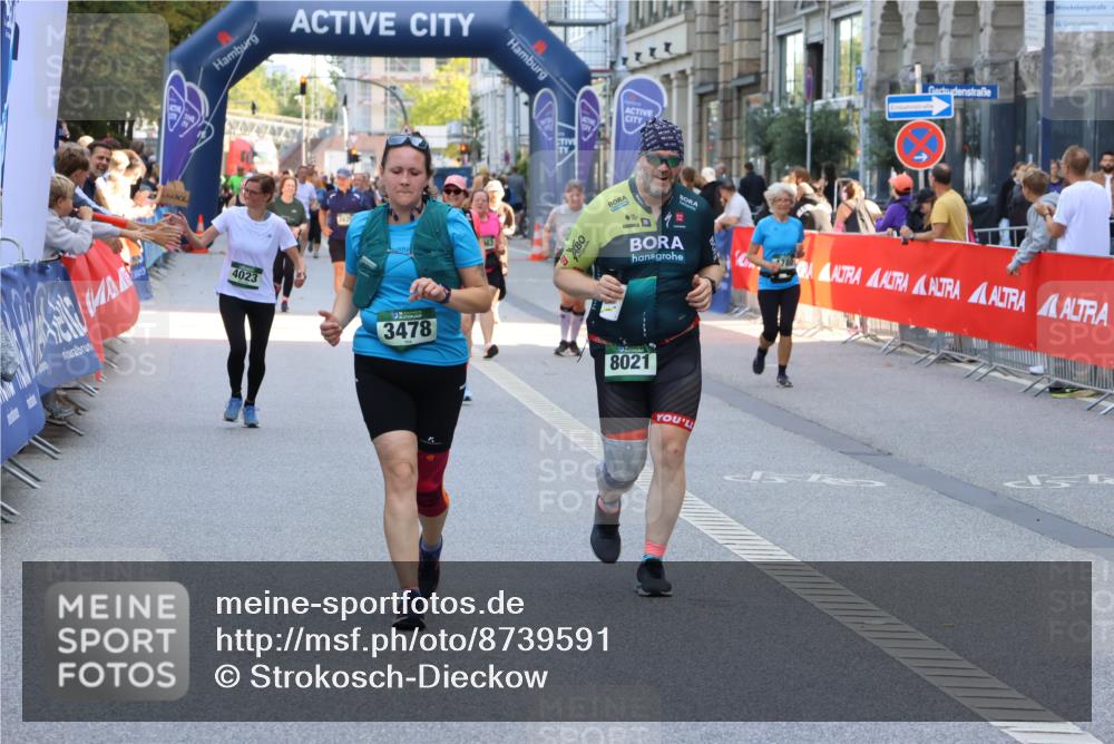 07.09.2025 - BARMER Alsterlauf Strokosch-Dieckow http://msf.ph/oto/8739591 07.09.2025 10:18:46 Ziel 2189, 2219, 2587, 2725, 3186, 3291, 3292, 3848, 3849, 3882, 4207, 4284, 4390, 4410, 4438, 4459, 5622, 5706, 6055 meine-sportfotos.de