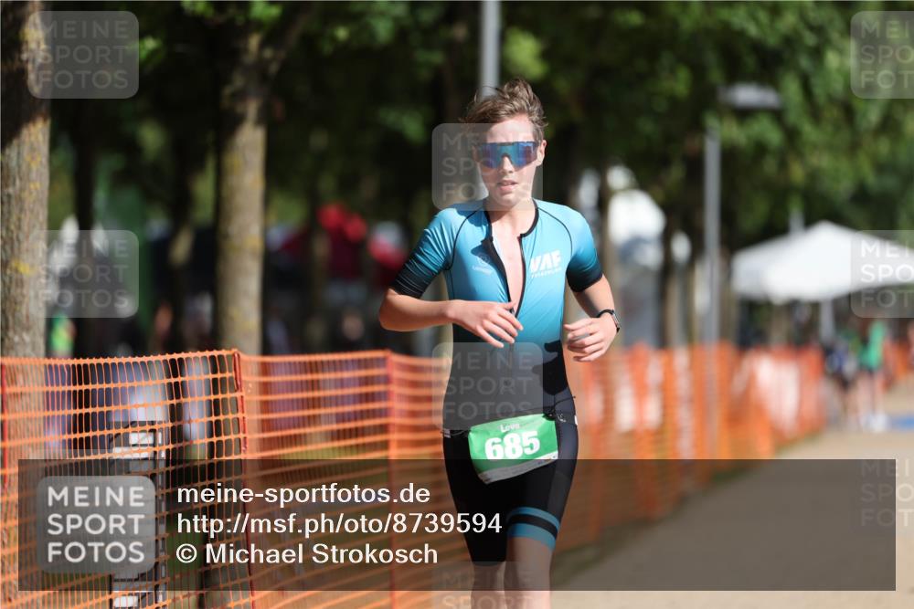 07.09.2025 - 19. Norderstedt Triathlon Michael Strokosch http://msf.ph/oto/8739594 07.09.2025 10:55:09 Laufen 685 meine-sportfotos.de