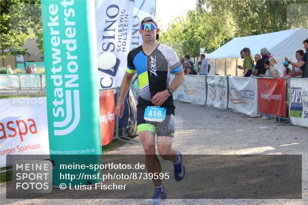 07.09.2025 - 19. Norderstedt Triathlon Luisa Fischer http://msf.ph/oto/8739595 07.09.2025 16:51:04 Ziel 416, 1061, 1424, 1559 meine-sportfotos.de
