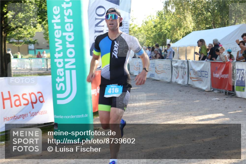 07.09.2025 - 19. Norderstedt Triathlon Luisa Fischer http://msf.ph/oto/8739602 07.09.2025 16:51:04 Ziel 416, 1061, 1424, 1559 meine-sportfotos.de