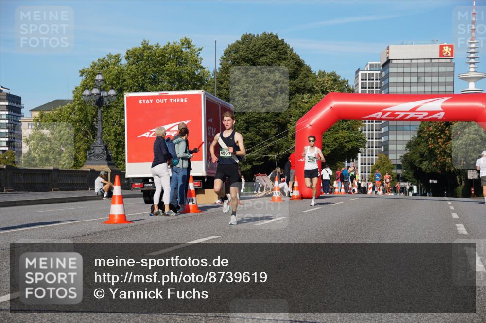 07.09.2025 - BARMER Alsterlauf Yannick Fuchs http://msf.ph/oto/8739619 07.09.2025 09:26:38 Laufen 4961, 43083 meine-sportfotos.de
