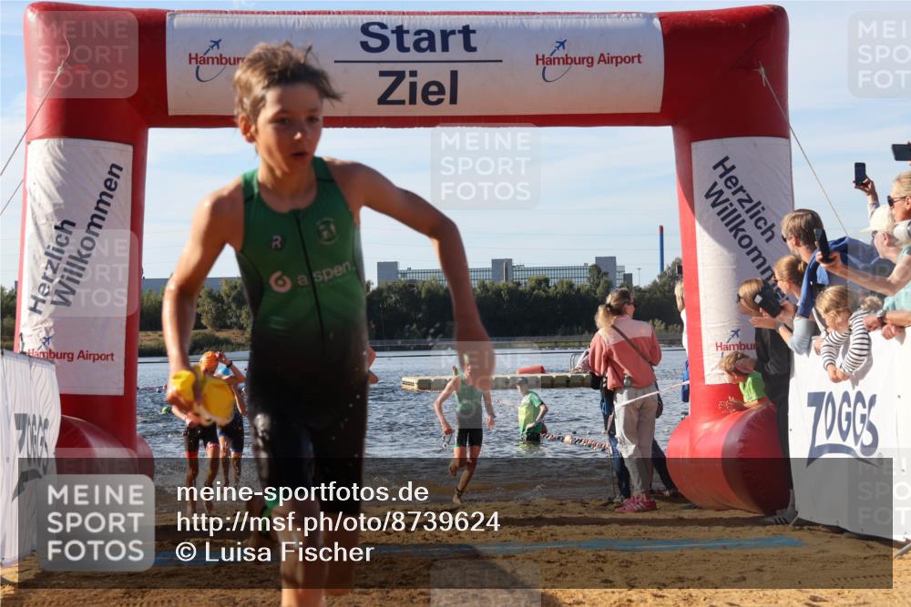 07.09.2025 - 19. Norderstedt Triathlon Luisa Fischer http://msf.ph/oto/8739624 07.09.2025 09:29:39 Schwimmen 554, 556, 563, 567, 572, 587, 588, 591, 595, 606, 609, 618, 619, 629 meine-sportfotos.de