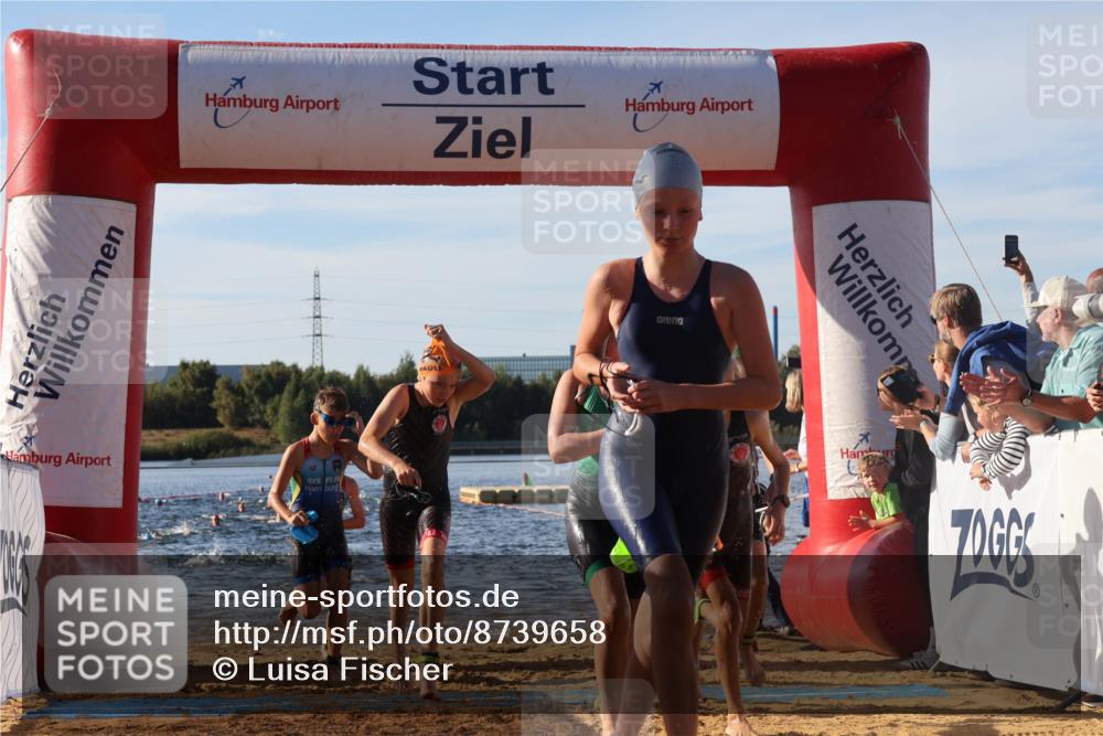 07.09.2025 - 19. Norderstedt Triathlon Luisa Fischer http://msf.ph/oto/8739658 07.09.2025 09:29:41 Schwimmen 554, 556, 563, 567, 572, 587, 588, 591, 595, 609, 618, 619, 629 meine-sportfotos.de