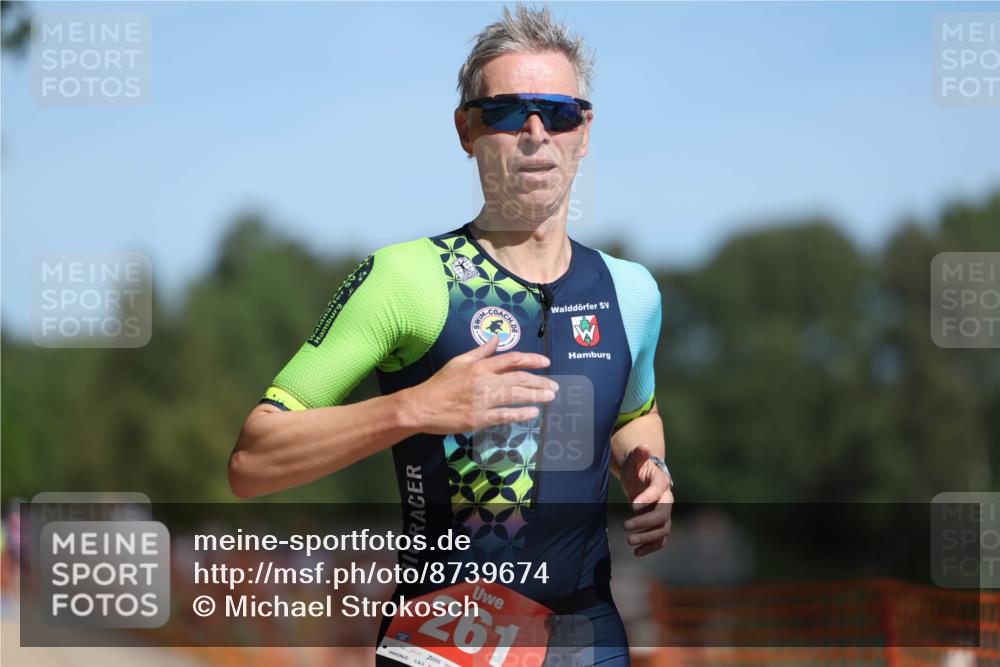 07.09.2025 - 19. Norderstedt Triathlon Michael Strokosch http://msf.ph/oto/8739674 07.09.2025 12:30:08 Laufen 261, 279, 1246 meine-sportfotos.de