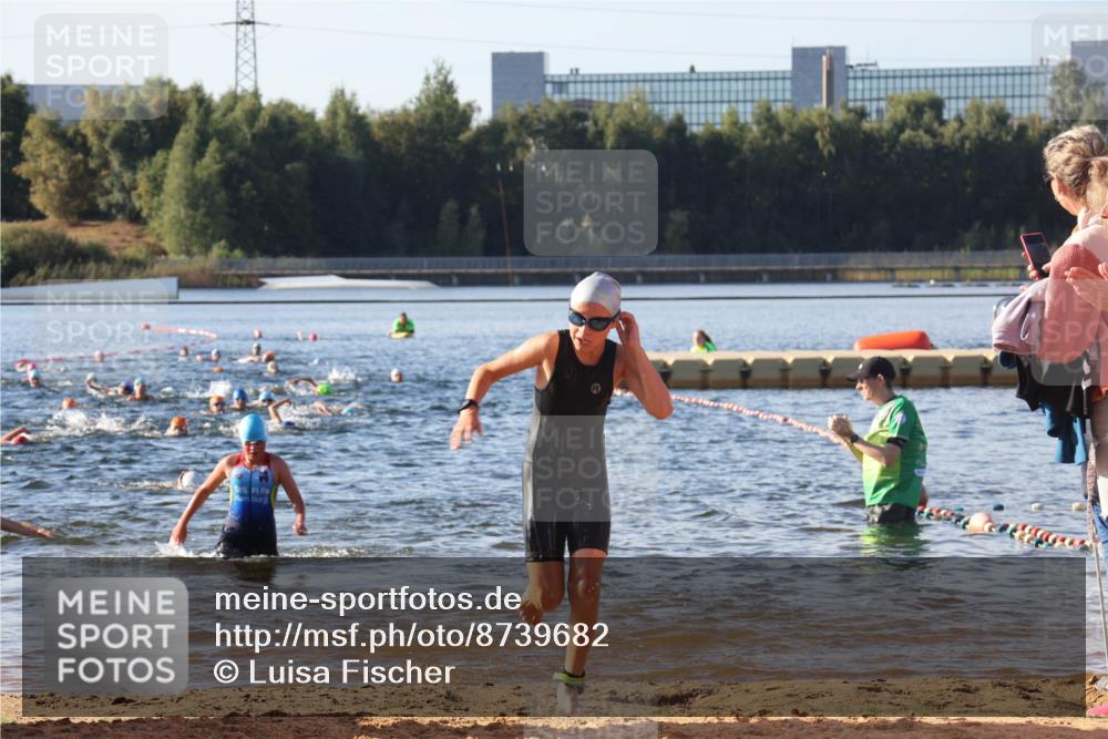 07.09.2025 - 19. Norderstedt Triathlon Luisa Fischer http://msf.ph/oto/8739682 07.09.2025 09:29:46 Schwimmen 556, 572, 587, 595, 601, 609, 618, 619, 629 meine-sportfotos.de