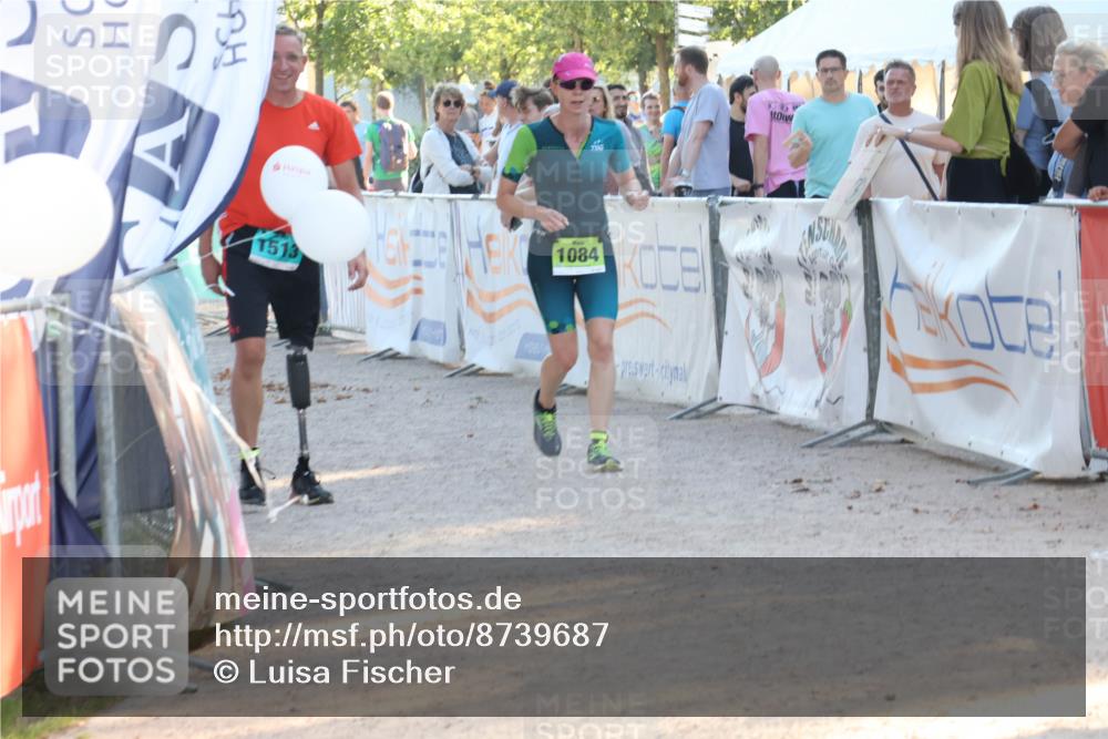 07.09.2025 - 19. Norderstedt Triathlon Luisa Fischer http://msf.ph/oto/8739687 07.09.2025 16:51:48 Ziel  meine-sportfotos.de