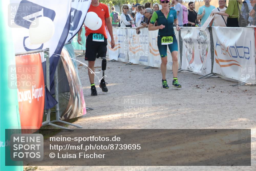 07.09.2025 - 19. Norderstedt Triathlon Luisa Fischer http://msf.ph/oto/8739695 07.09.2025 16:51:49 Ziel  meine-sportfotos.de