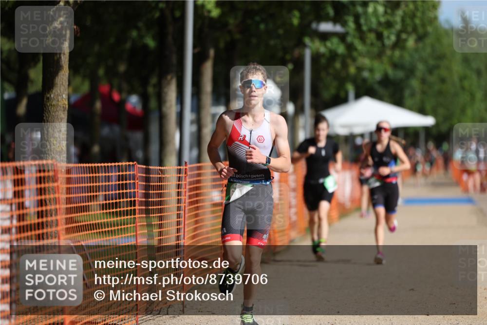 07.09.2025 - 19. Norderstedt Triathlon Michael Strokosch http://msf.ph/oto/8739706 07.09.2025 10:55:32 Laufen 637, 661, 680 meine-sportfotos.de
