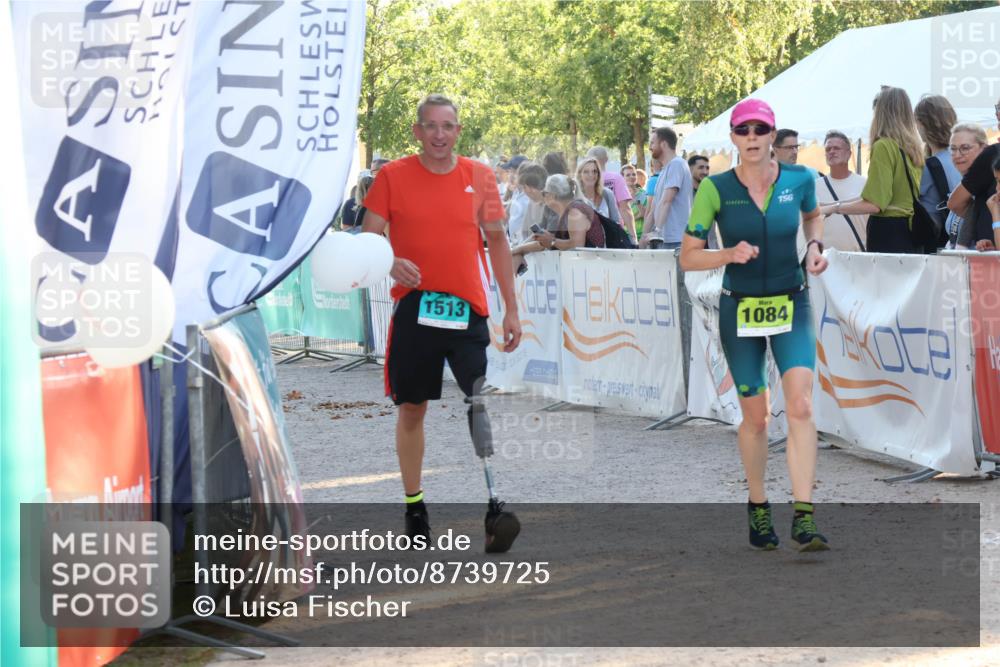 07.09.2025 - 19. Norderstedt Triathlon Luisa Fischer http://msf.ph/oto/8739725 07.09.2025 16:51:50 Ziel 1084 meine-sportfotos.de