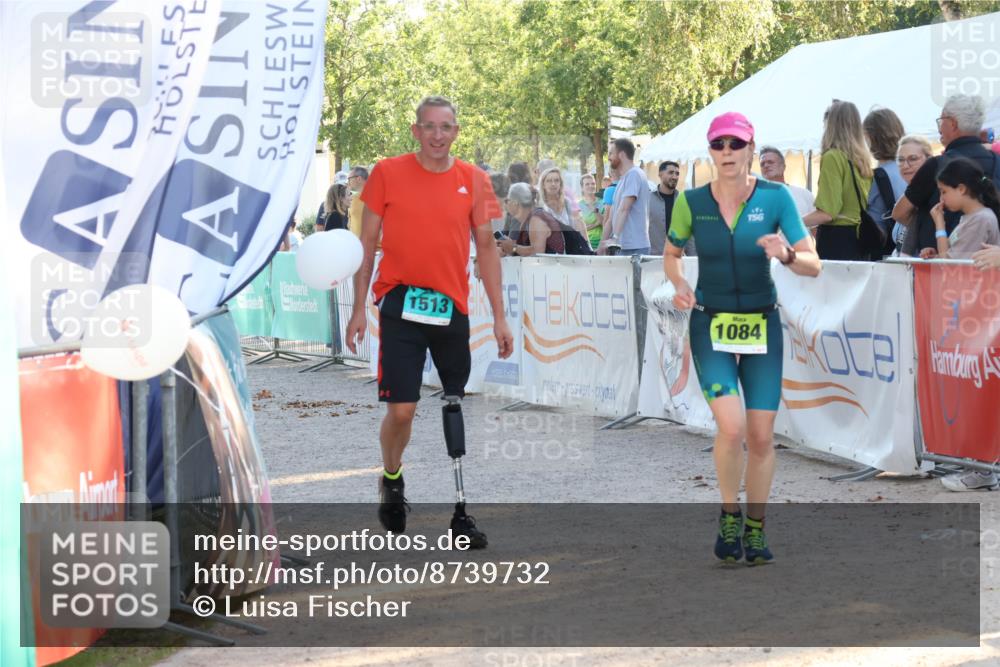 07.09.2025 - 19. Norderstedt Triathlon Luisa Fischer http://msf.ph/oto/8739732 07.09.2025 16:51:50 Ziel 1084 meine-sportfotos.de