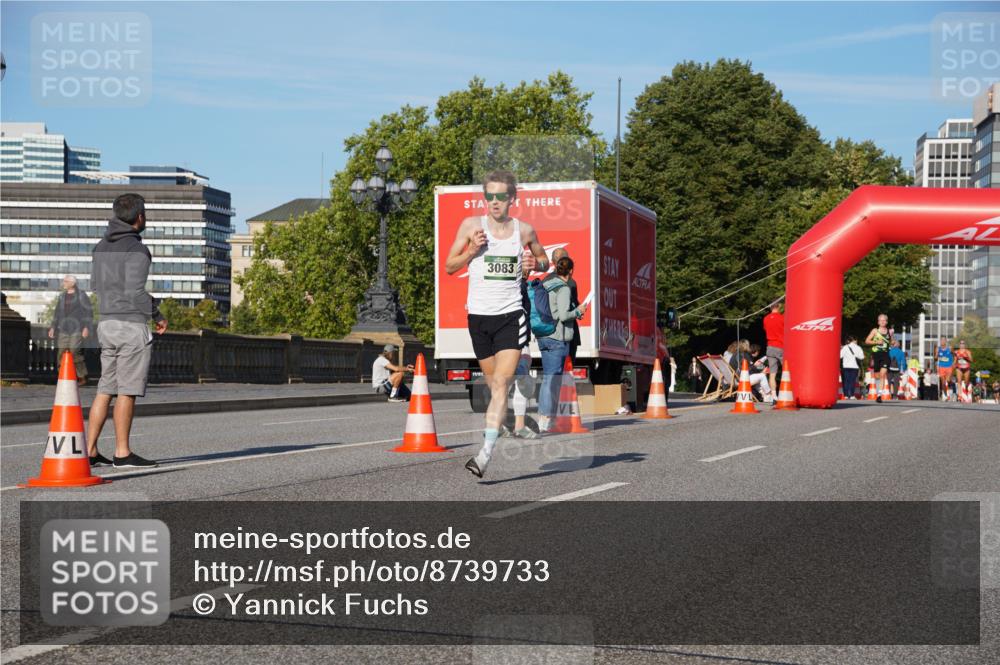 07.09.2025 - BARMER Alsterlauf Yannick Fuchs http://msf.ph/oto/8739733 07.09.2025 09:26:41 Laufen 3083 meine-sportfotos.de